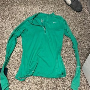 Nike dry fit athletic pullover